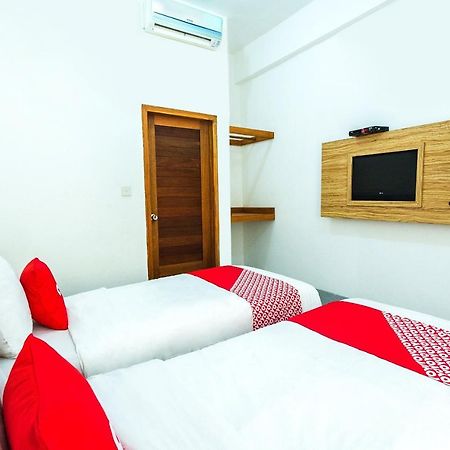 Oyo 2408 Bc Inn Mangsit ภายนอก รูปภาพ